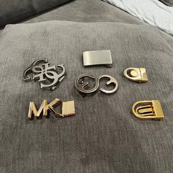 Ladies Belt Buckles Lot